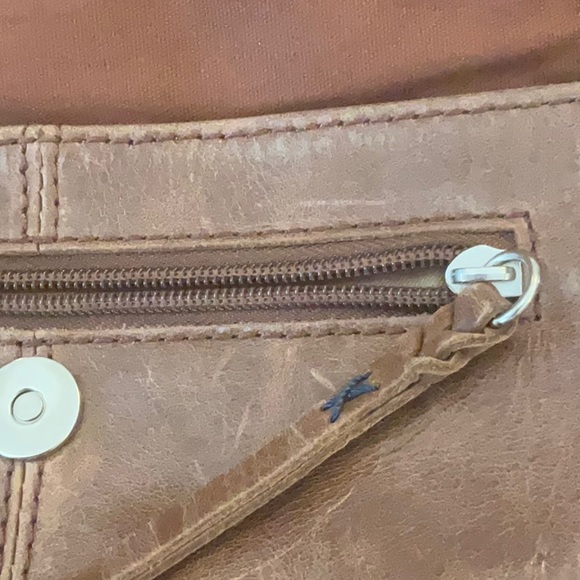 The Sak convertible backpack - Picture 6 of 9